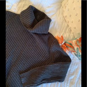 Turtle neck sweater